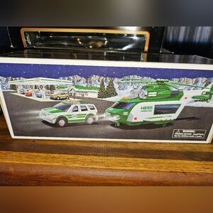 Hess Green and White Toy Helicopter and SUV Set